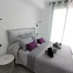 4 Gran8nerja Апартаменти *