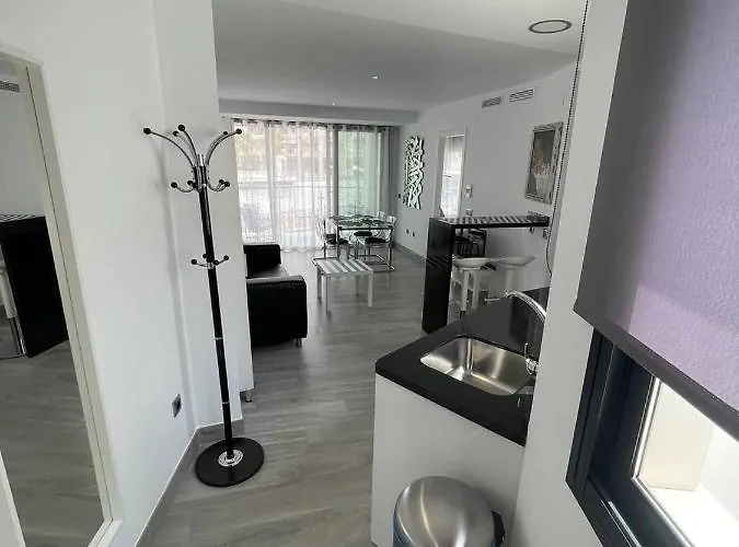 4 Gran8nerja * 内尔哈